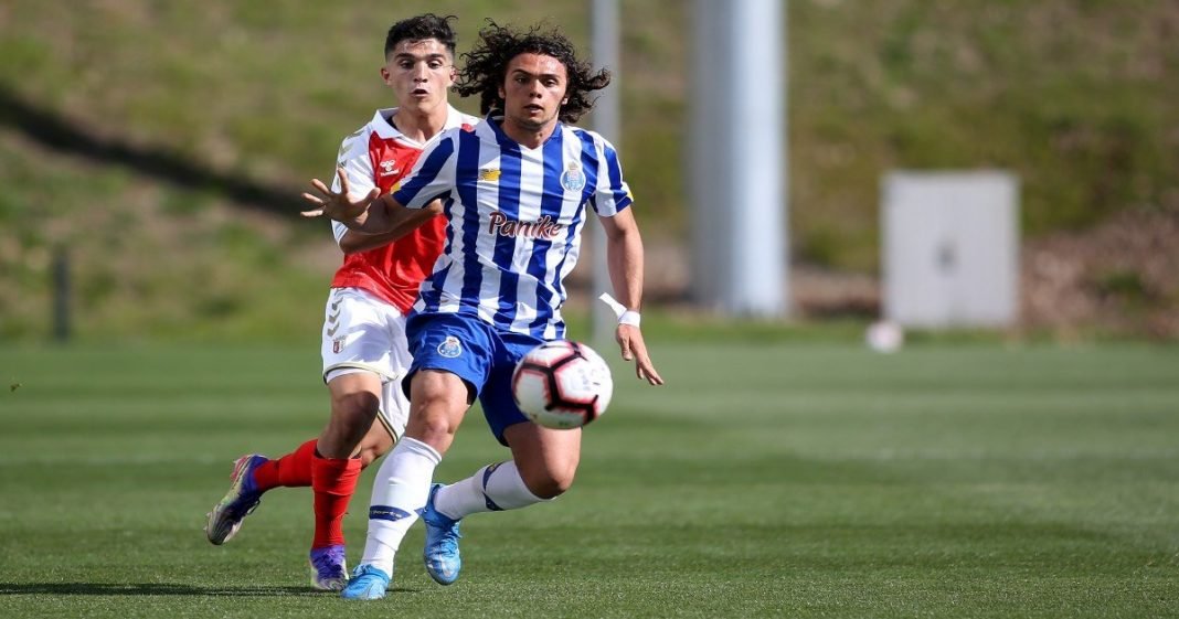 Giovani terzini destri di Football Manager 2022 Giovani terzini destri di Football Manager 2022