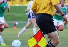 Arbitro calcistico: requisiti e percorso per avviarti alla professione Arbitro calcistico: requisiti e percorso per avviarti alla professione